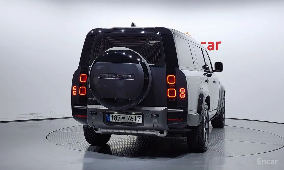 Фото 4 - Land Rover Defender