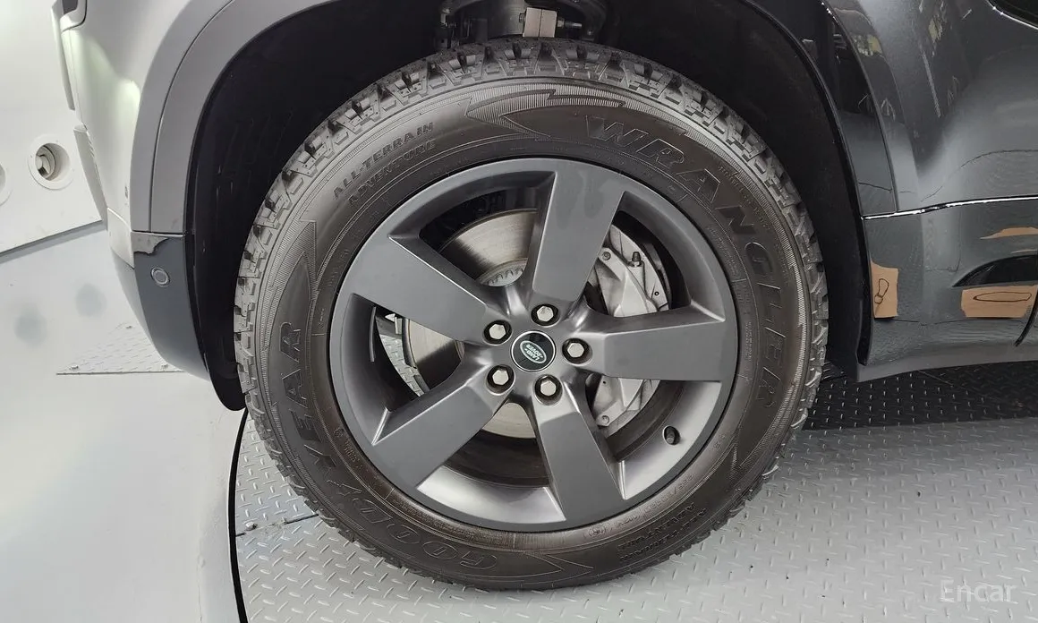 Фото 5 - Land Rover Defender