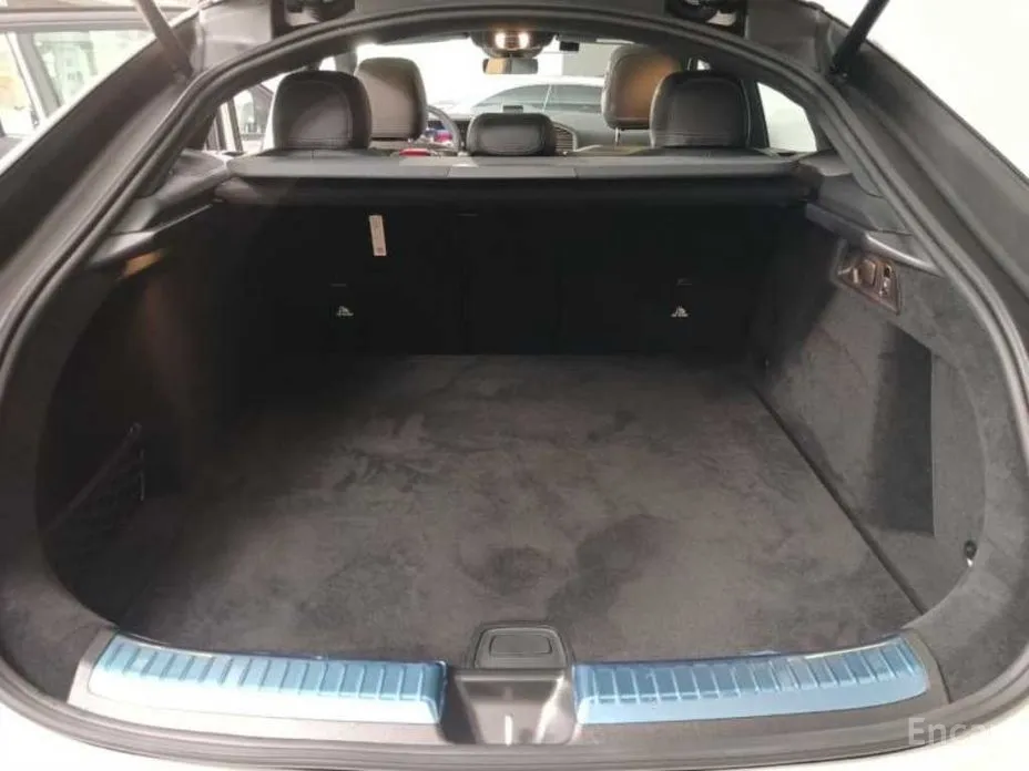 Фото 19 - Mercedes-Benz GLE-Class