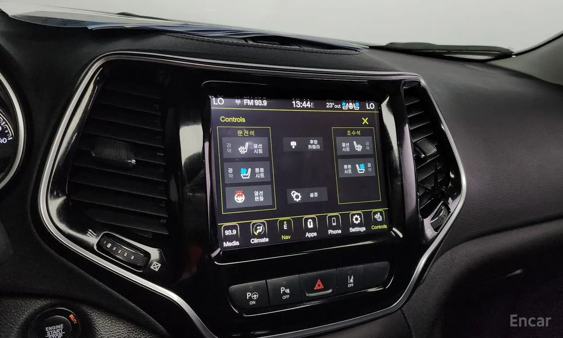 Фото 17 - Jeep Cherokee