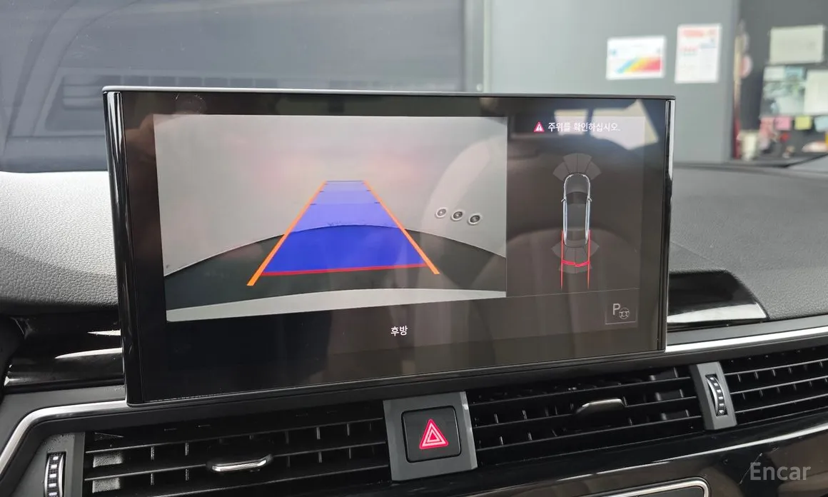 Фото 15 - Audi A4