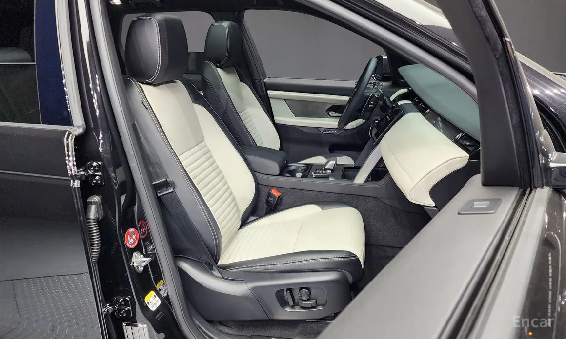 Фото 11 - Land Rover Discovery Sport