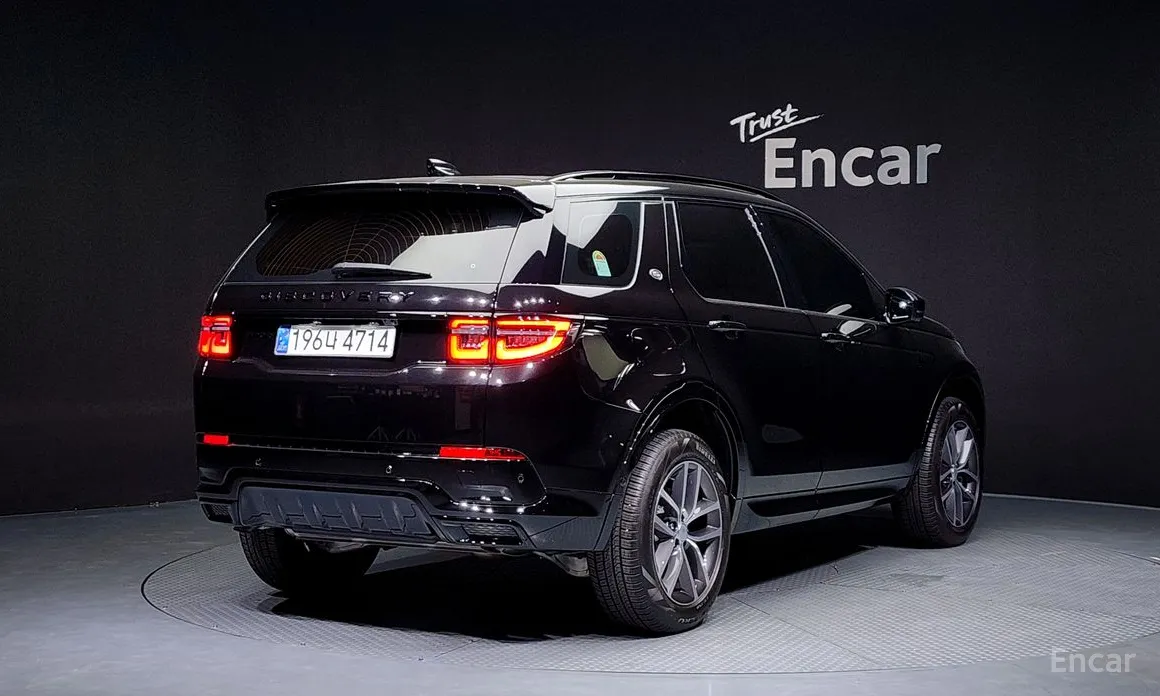 Фото 2 - Land Rover Discovery Sport