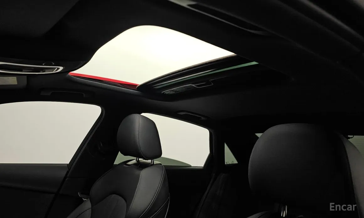 Фото 19 - Audi A4