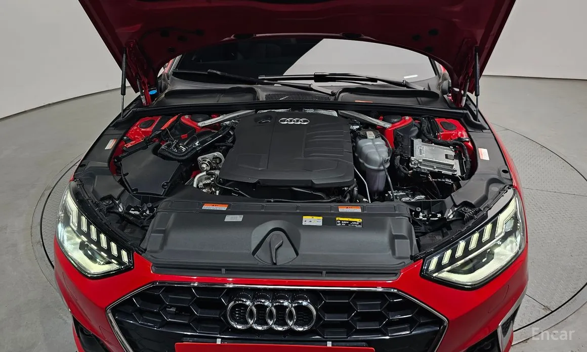 Фото 6 - Audi A4