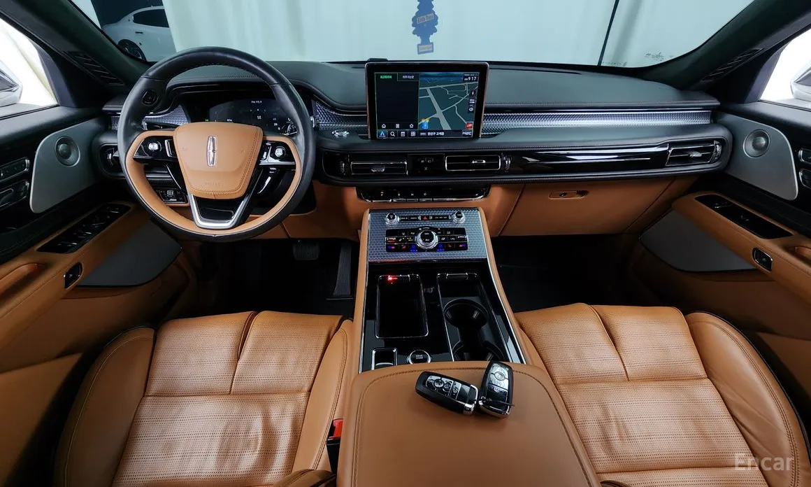 Фото 7 - Lincoln Aviator