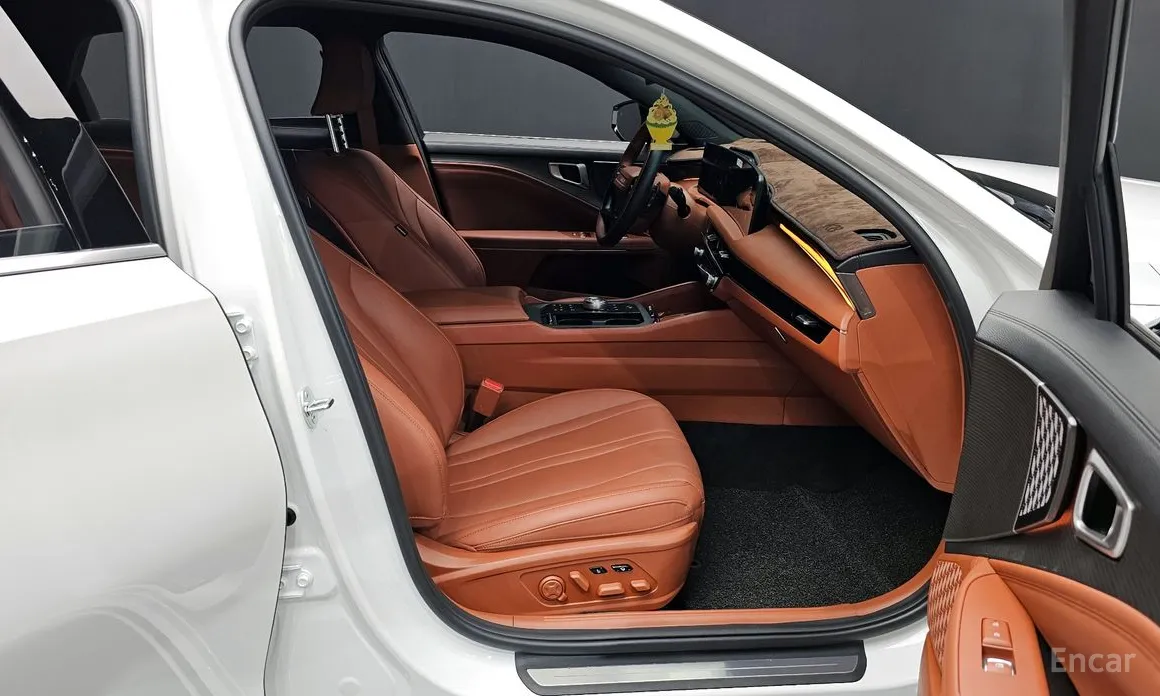 Фото 11 - Kia K8