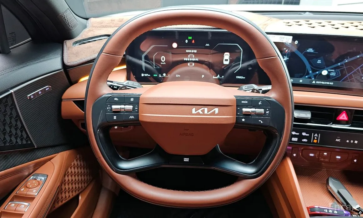 Фото 13 - Kia K8