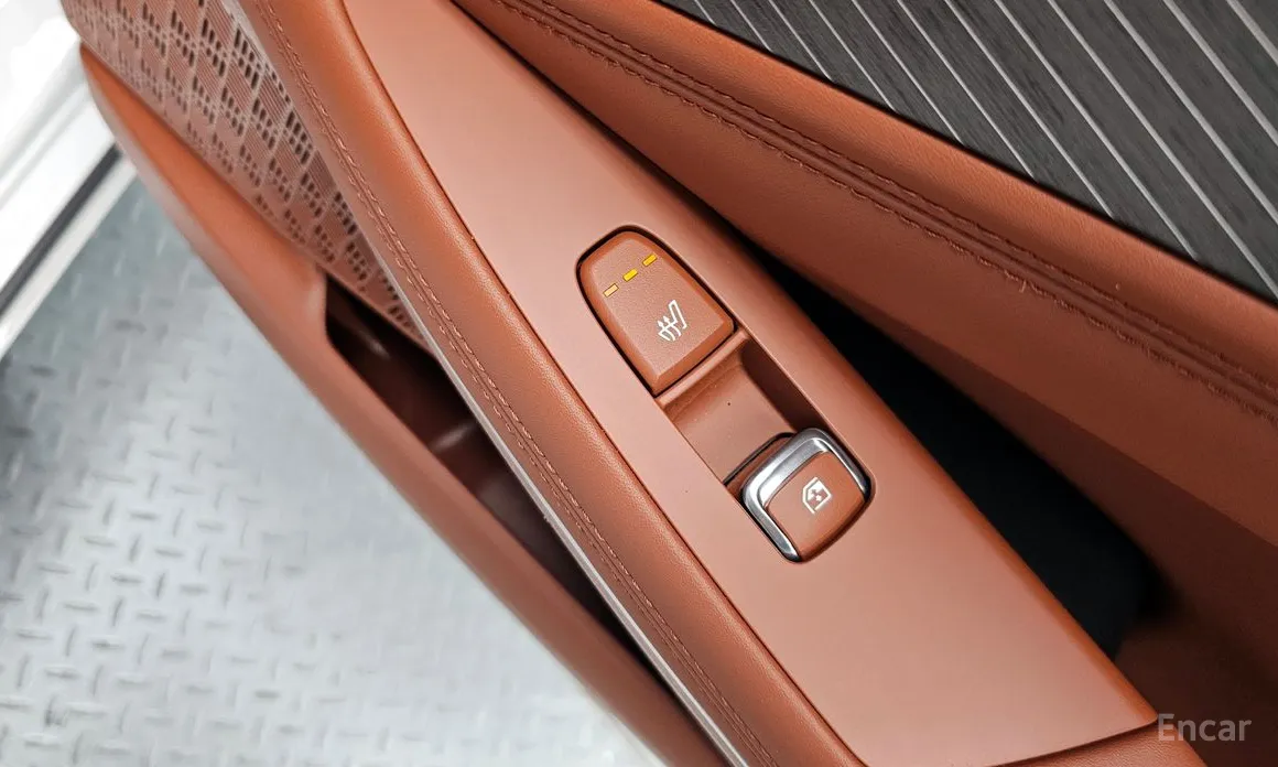 Фото 19 - Kia K8