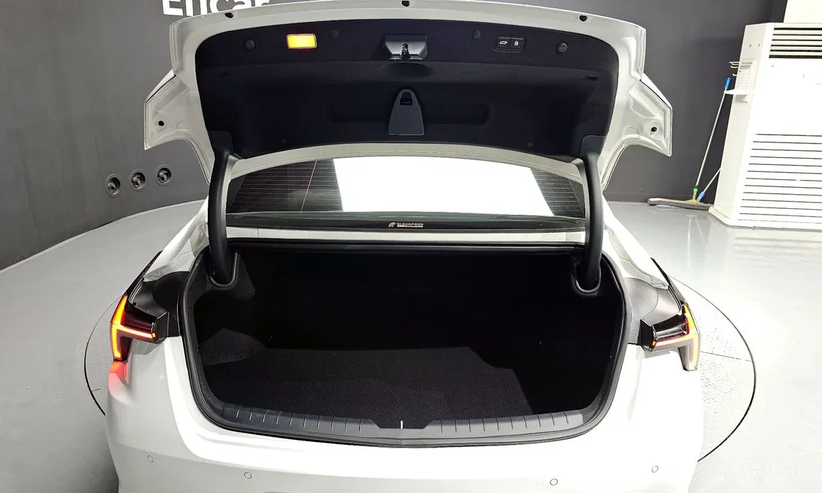 Фото 20 - Kia K8