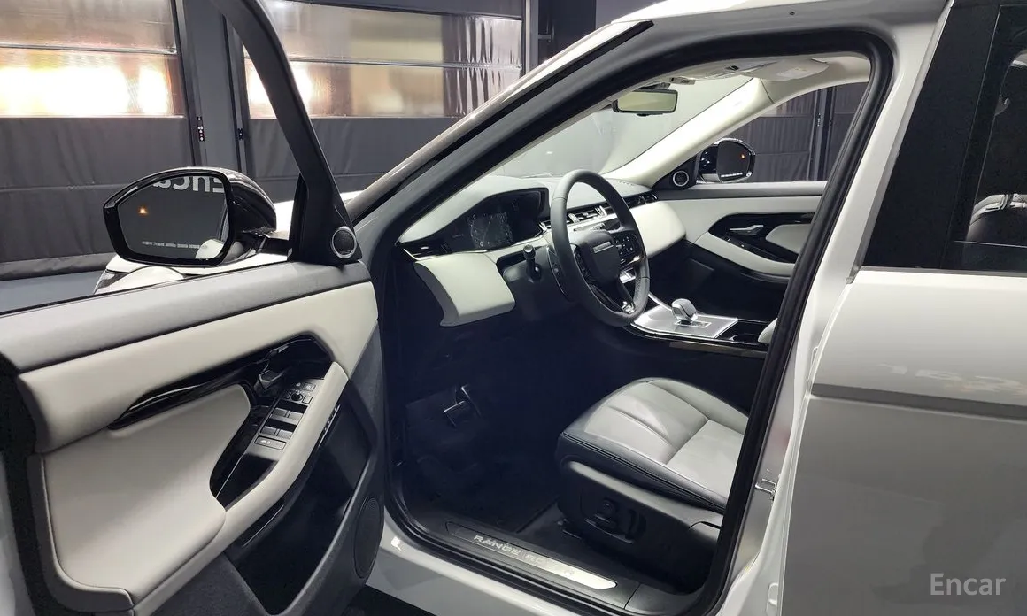 Фото 10 - Land Rover Range Rover Evoque