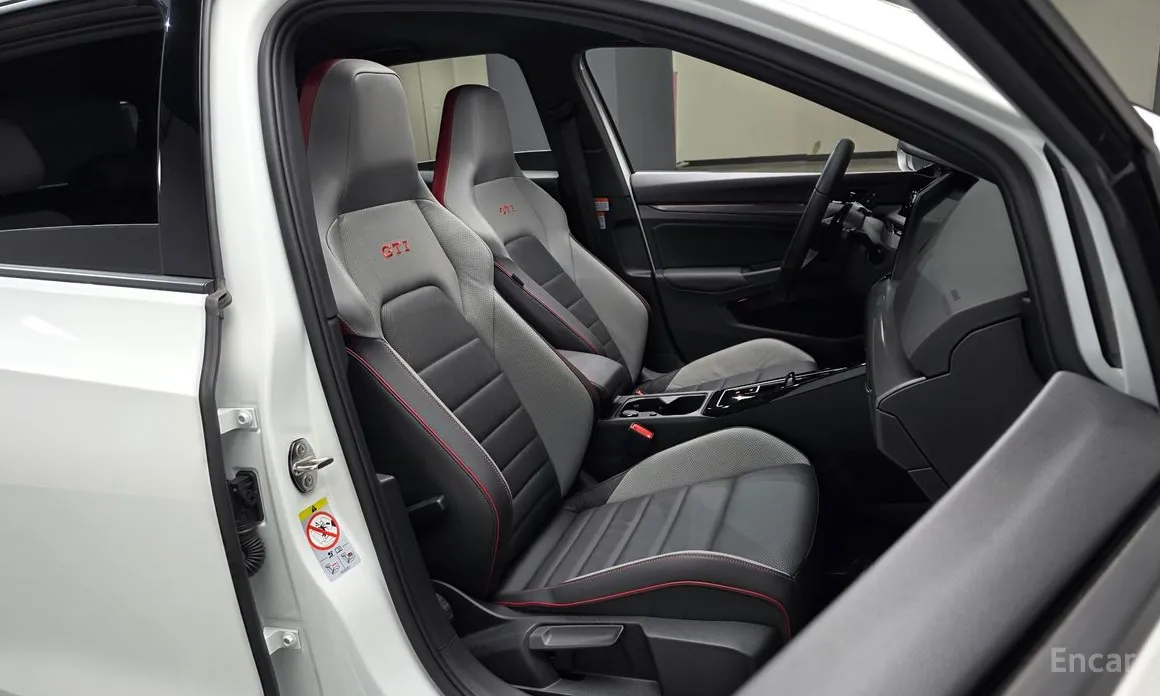 Фото 10 - Volkswagen Golf