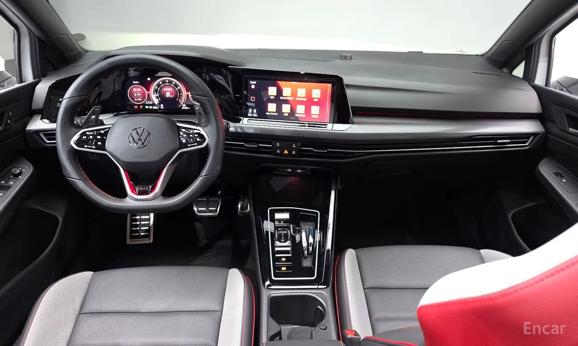 Фото 7 - Volkswagen Golf