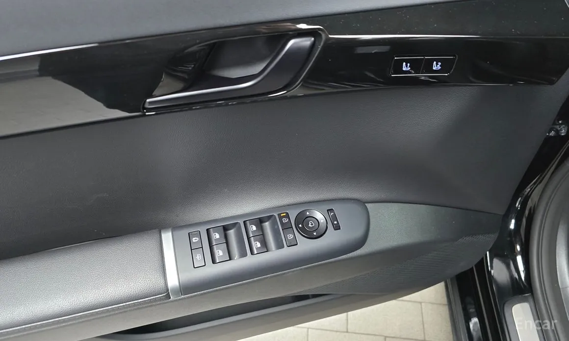 Фото 18 - Hyundai Grandeur