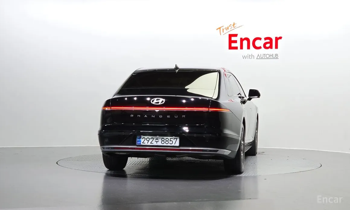 Фото 4 - Hyundai Grandeur