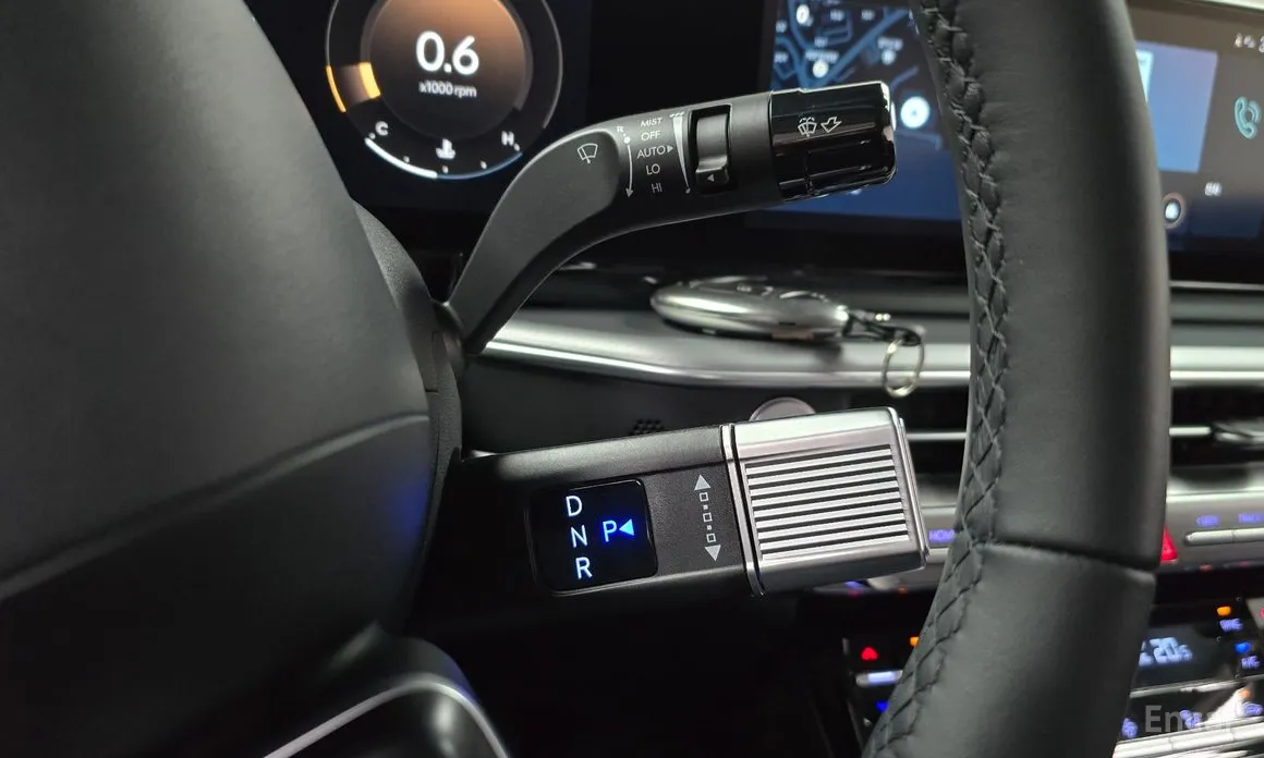 Фото 9 - Hyundai Grandeur