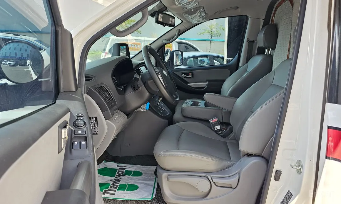 Фото 10 - Hyundai Starex