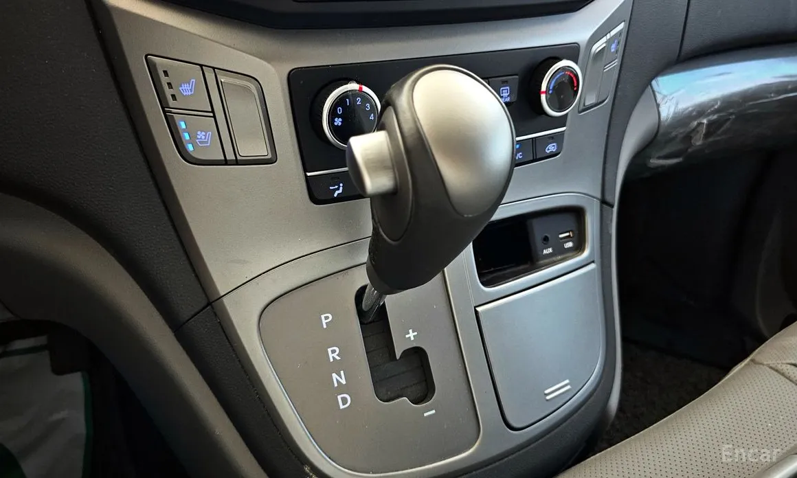 Фото 9 - Hyundai Starex