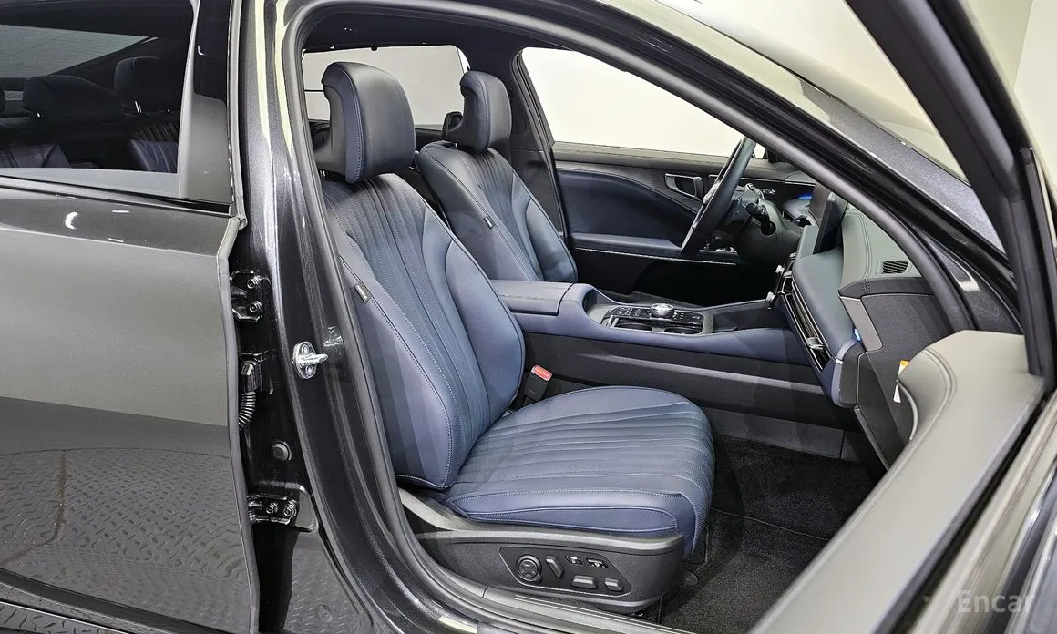 Фото 12 - Kia K8