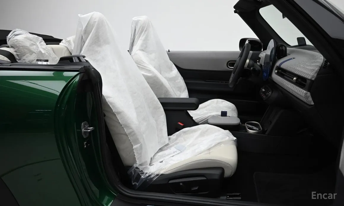 Фото 10 - Mini Cooper Convertible