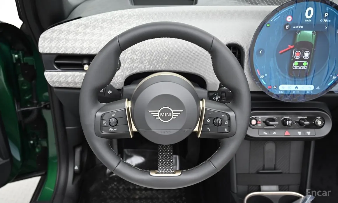 Фото 17 - Mini Cooper Convertible