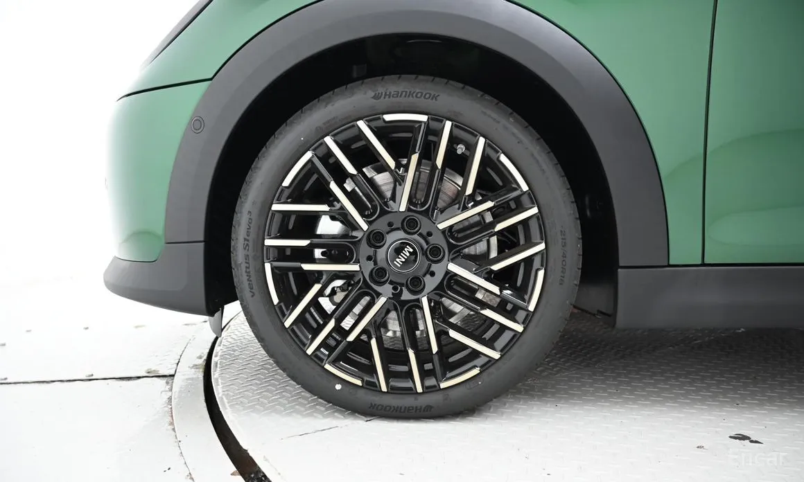 Фото 5 - Mini Cooper Convertible