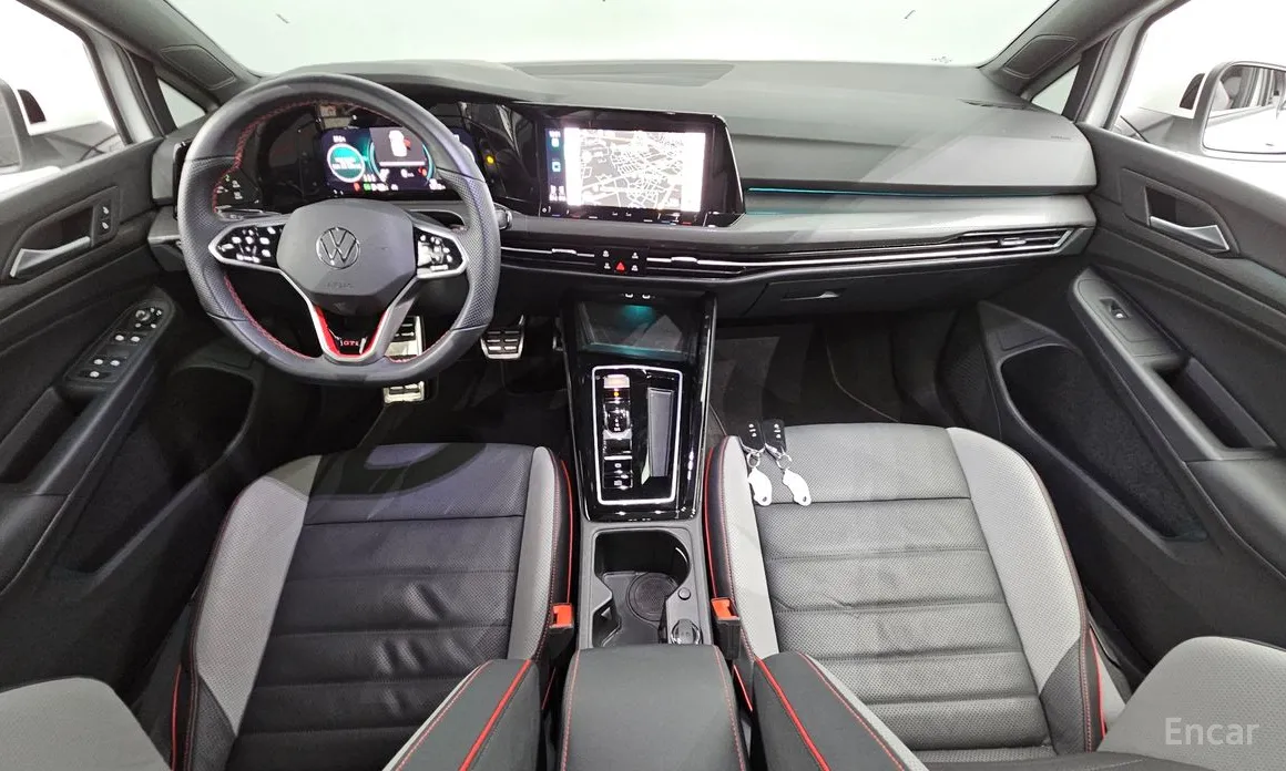 Фото 14 - Volkswagen Golf