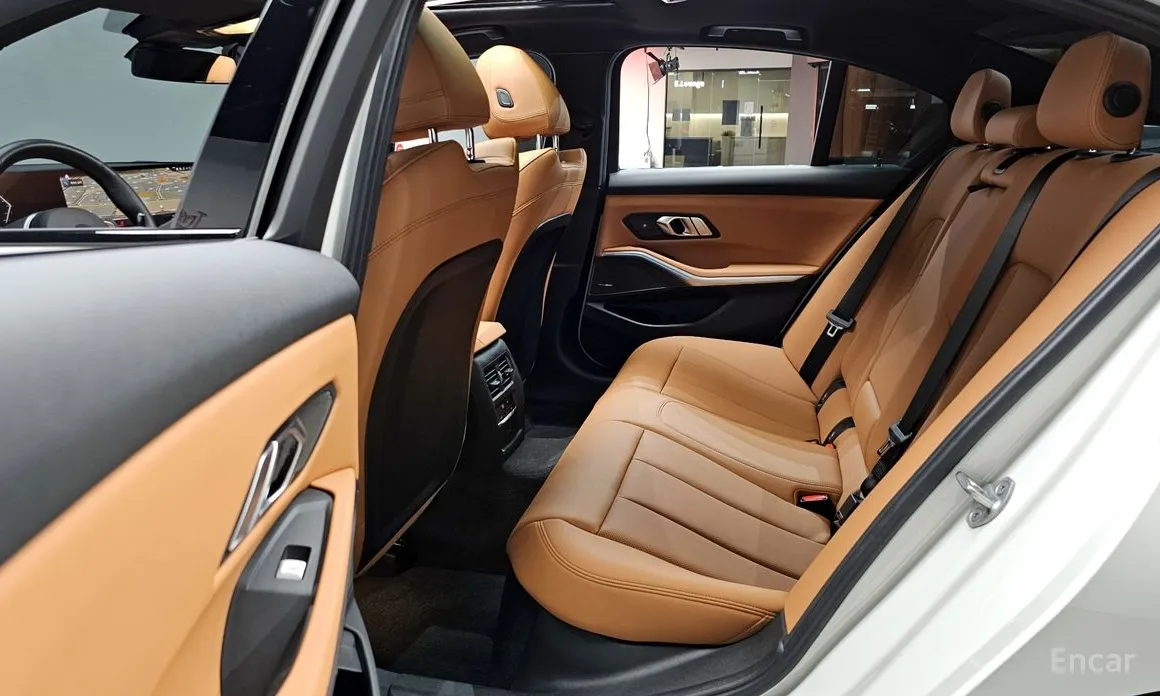 Фото 12 - BMW 3 Series