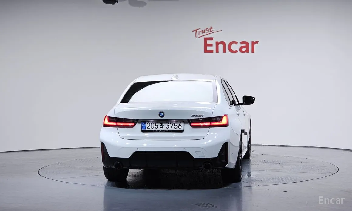 Фото 4 - BMW 3 Series