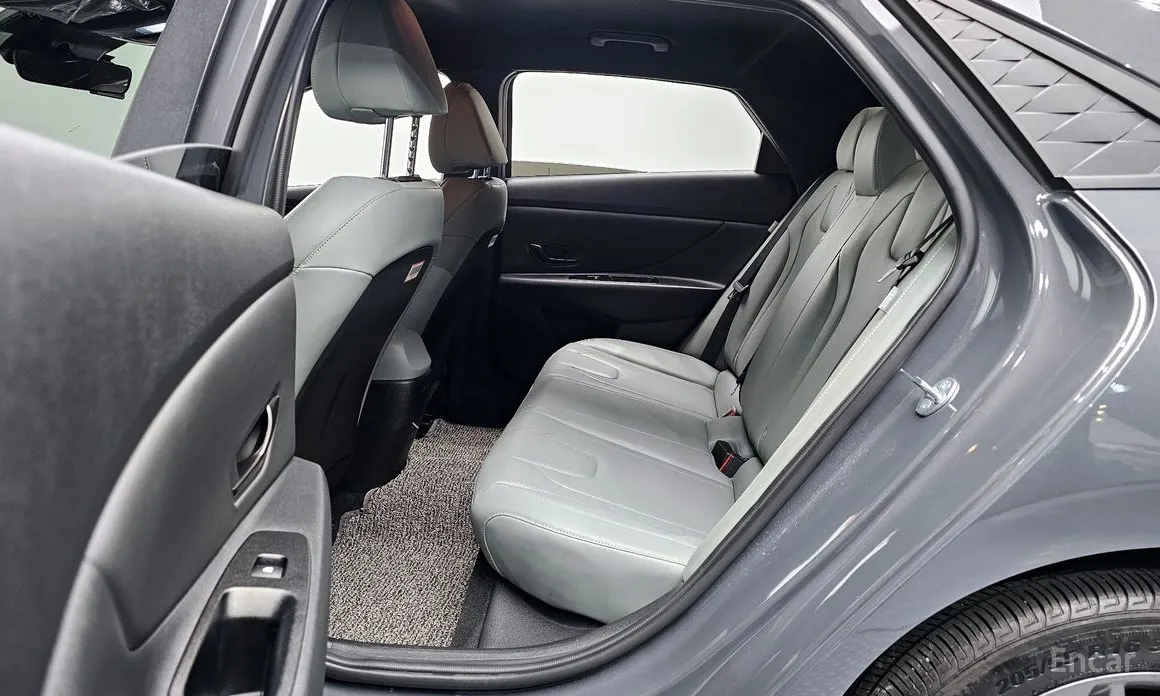 Фото 12 - Hyundai Avante