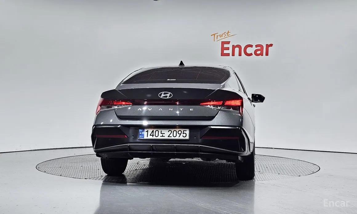 Фото 4 - Hyundai Avante