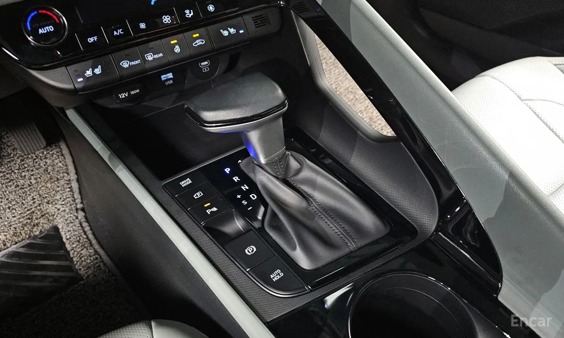 Фото 9 - Hyundai Avante