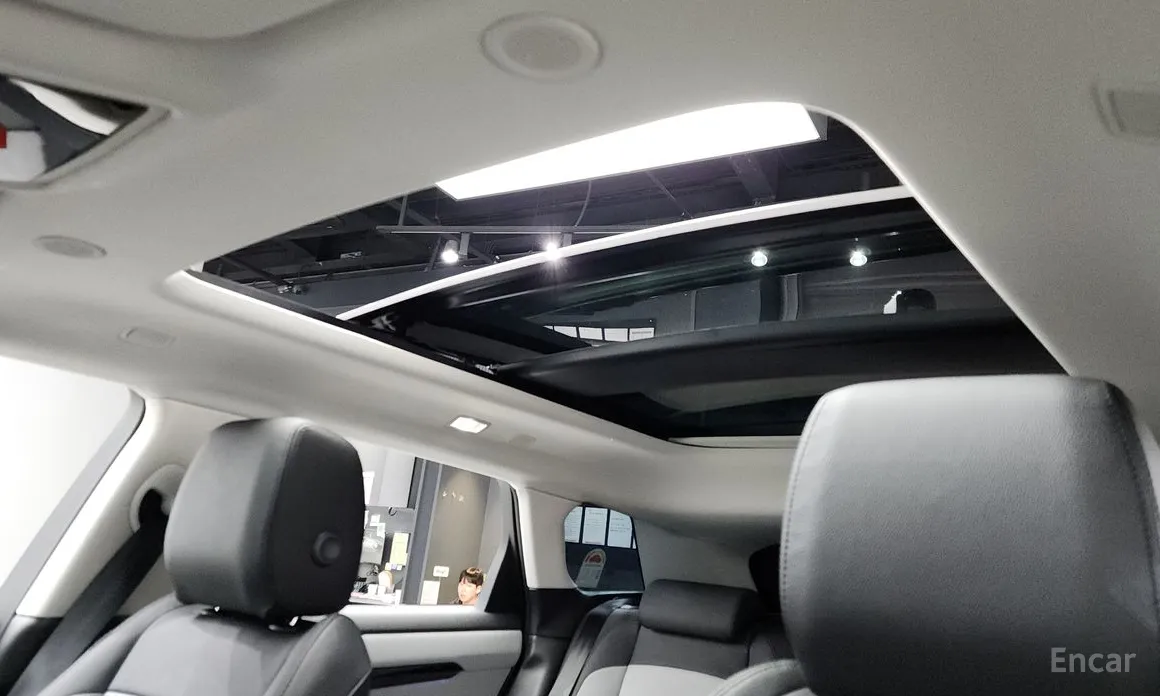 Фото 19 - Land Rover Range Rover Evoque