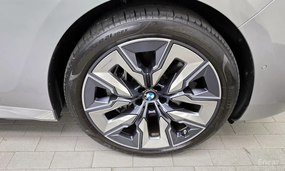 Фото 5 - BMW 7 Series