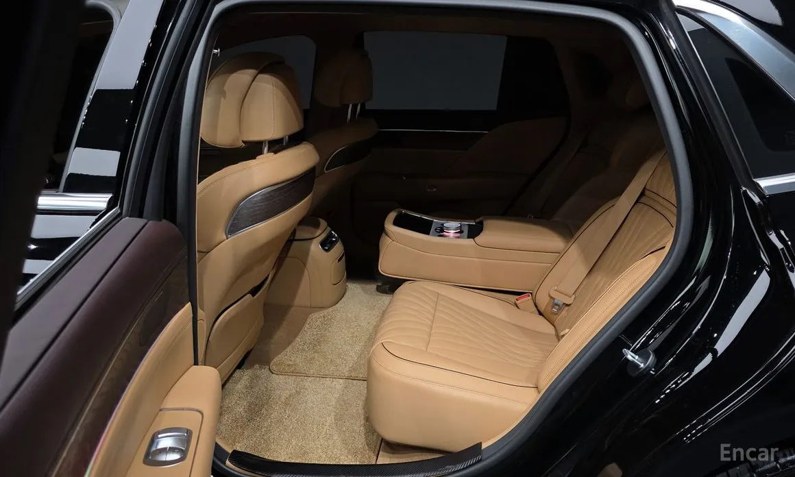 Фото 20 - Genesis G90