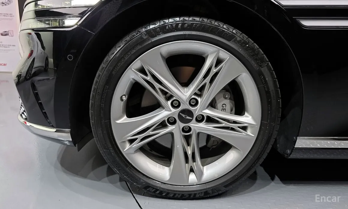 Фото 5 - Genesis G90