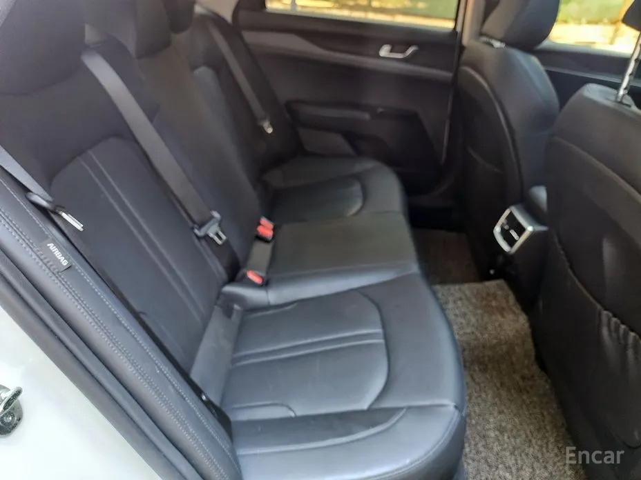 Фото 10 - Kia K5