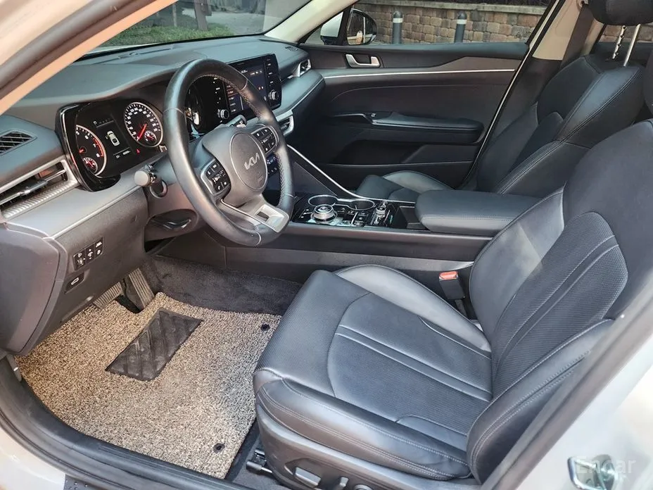 Фото 15 - Kia K5