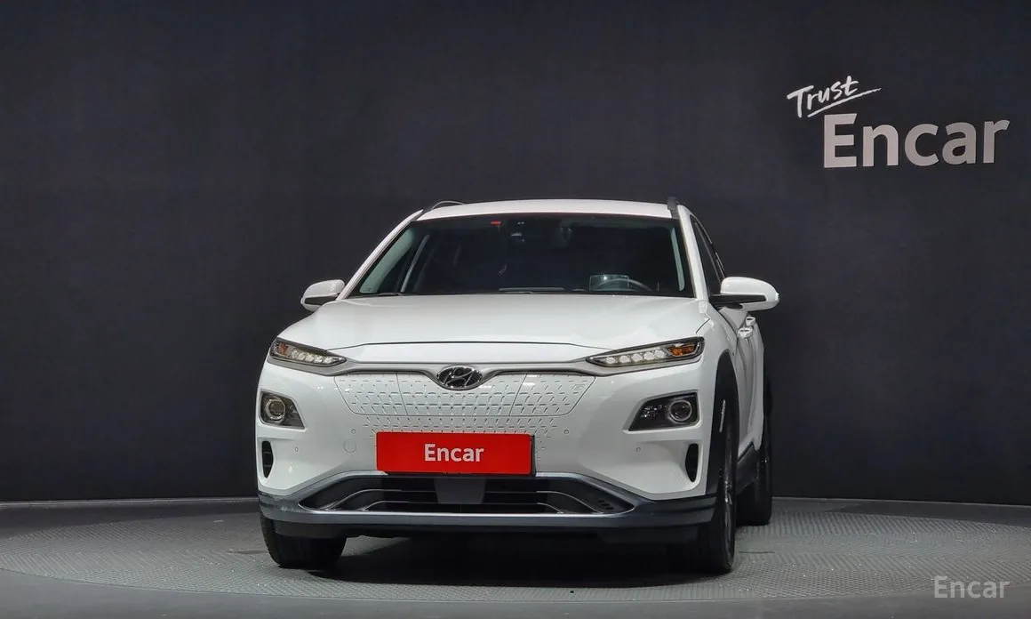 Фото 3 - Hyundai Kona