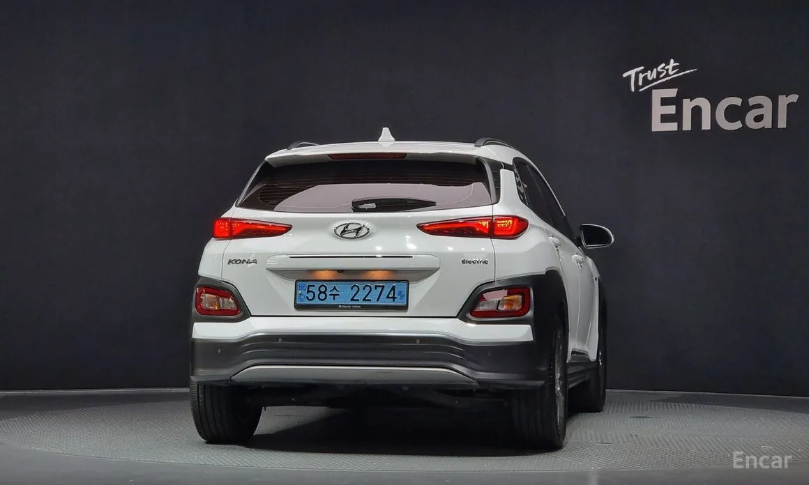 Фото 4 - Hyundai Kona