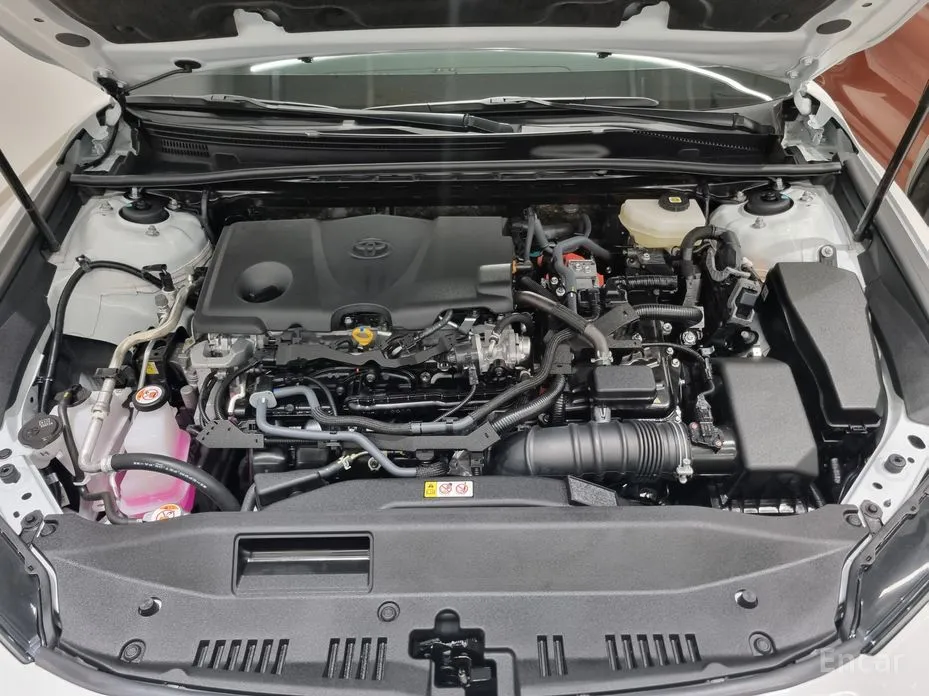 Фото 6 - Toyota Camry