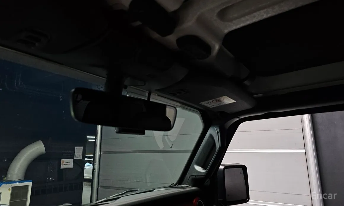 Фото 19 - Jeep Wrangler