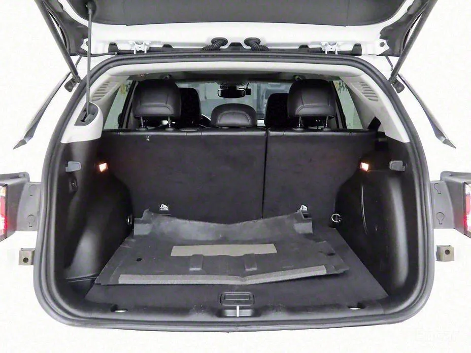 Фото 5 - Jeep Compass