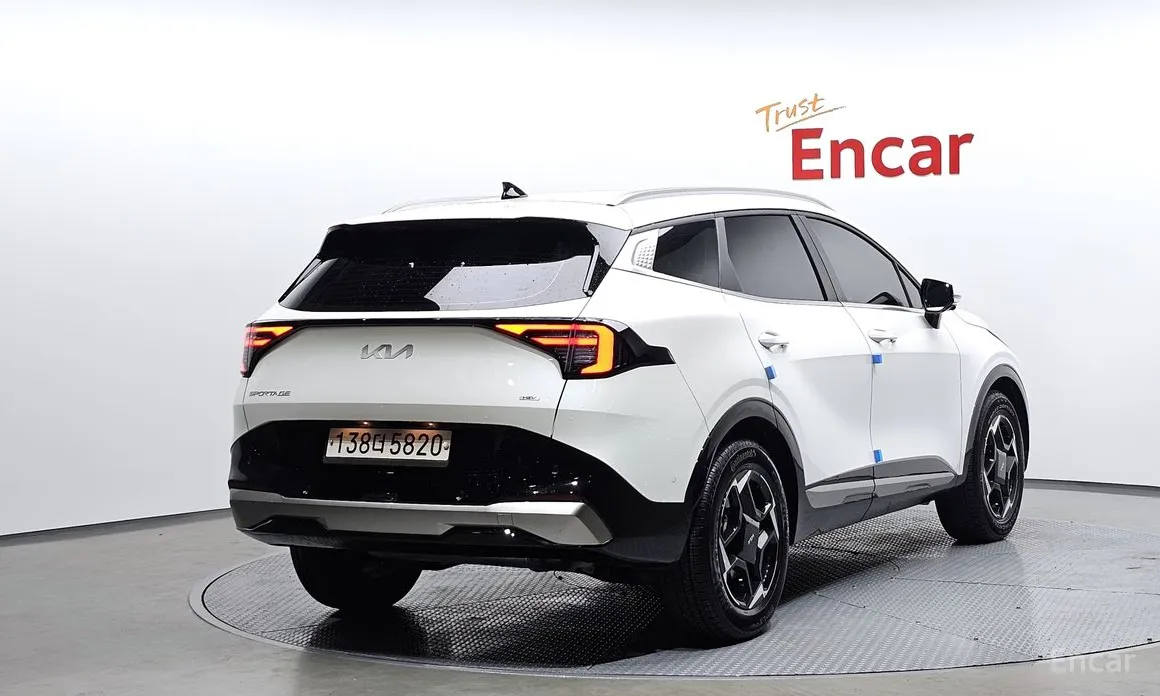 Фото 2 - Kia Sportage