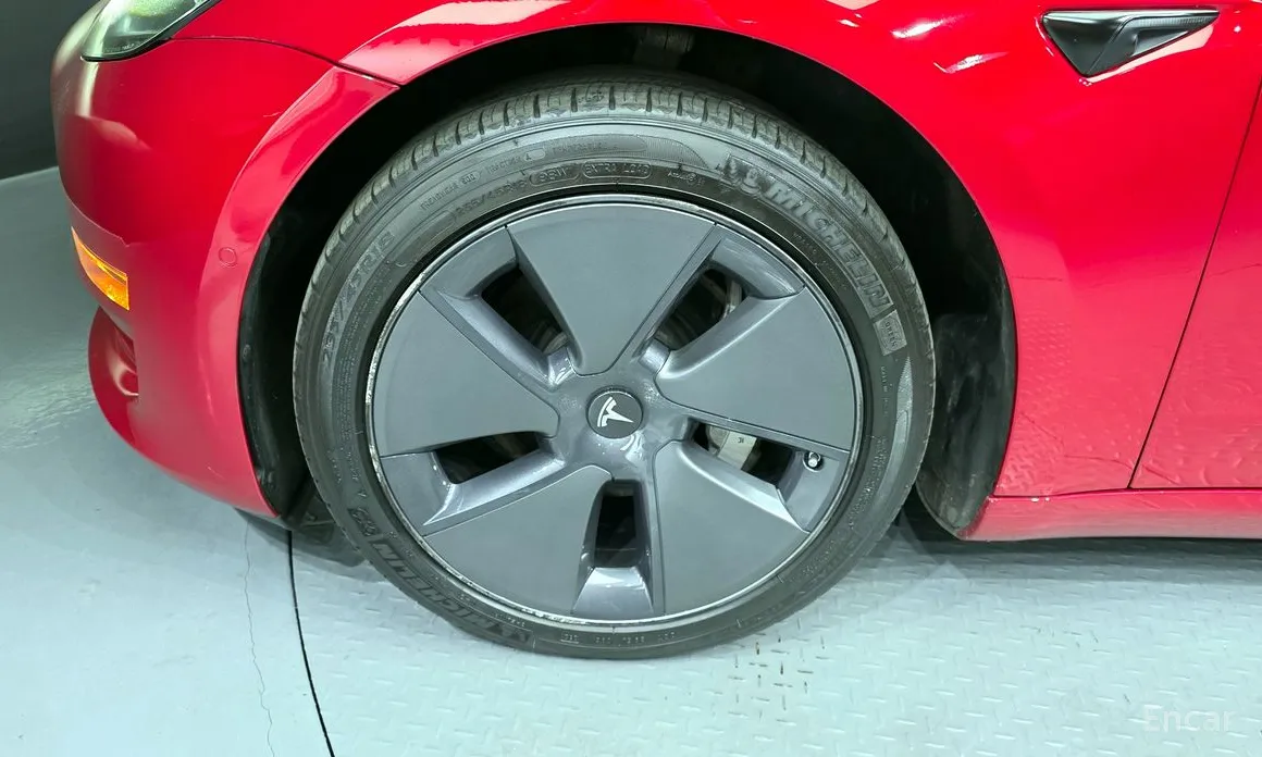 Фото 5 - Tesla Model 3