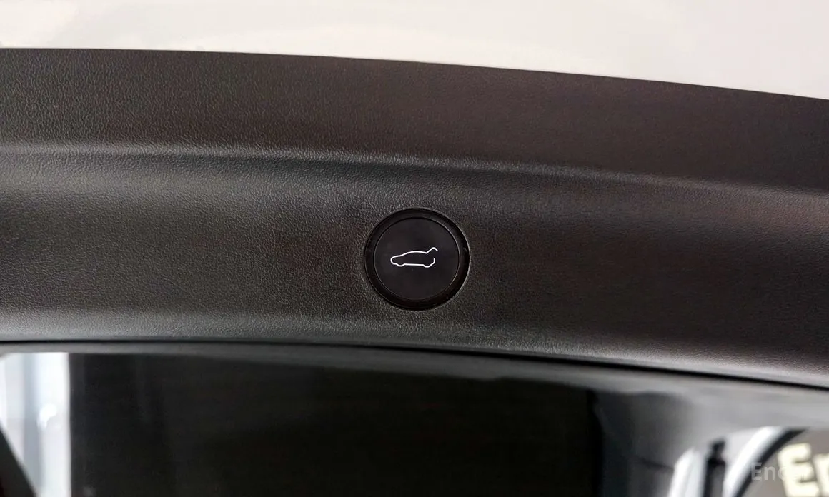 Фото 18 - Tesla Model Y