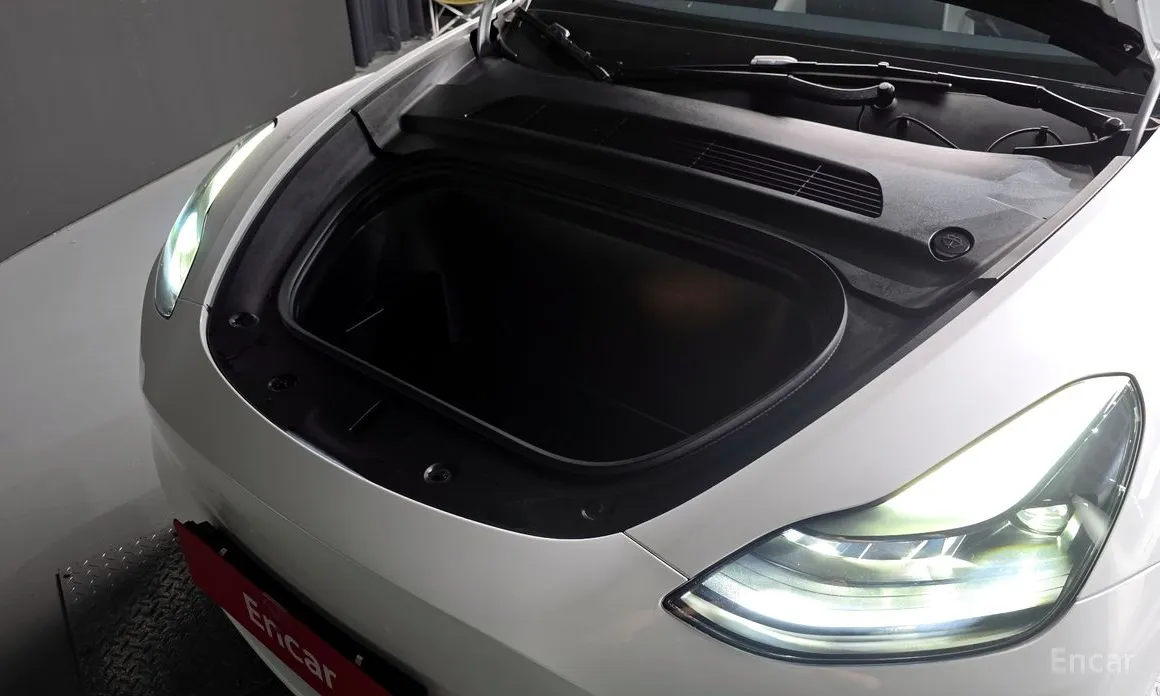 Фото 6 - Tesla Model Y