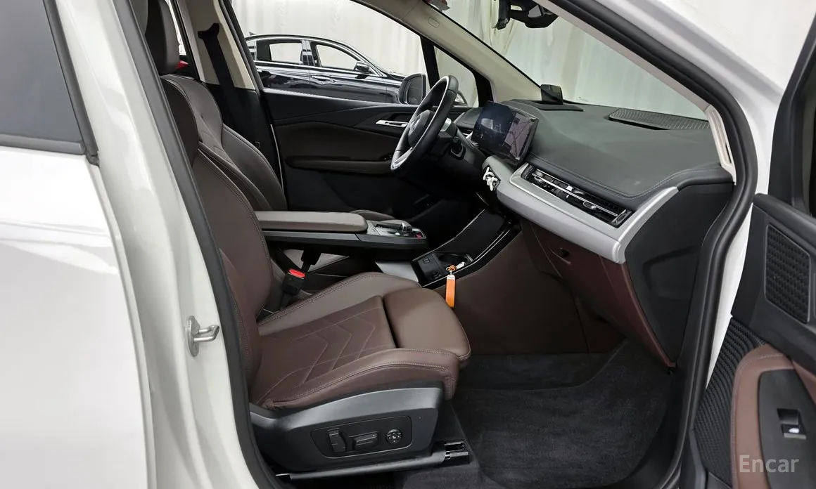 Фото 11 - BMW 2 Series