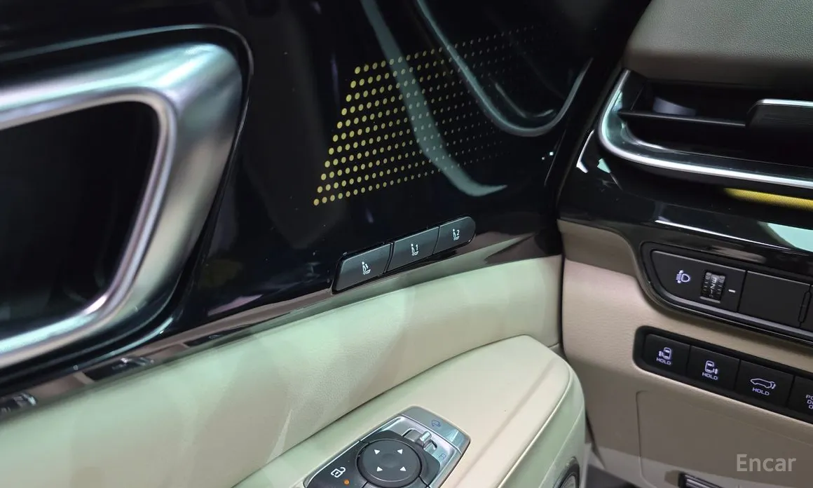 Фото 16 - Kia Carnival