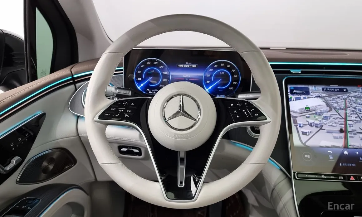 Фото 13 - Mercedes-Benz EQS